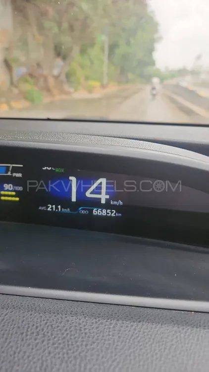 Toyota Prius 2020 for Sale in Karachi Toyota Prius 2020 for Sale in Karachi Image-5