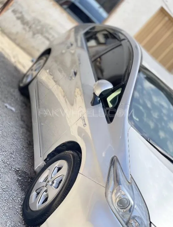 Toyota Prius 2012 for Sale in Peshawar Toyota Prius 2012 for Sale in Peshawar Image-2