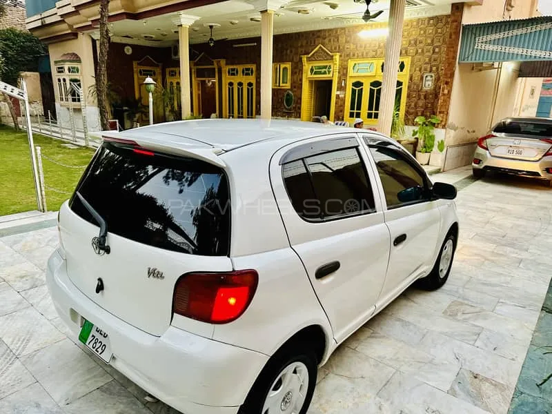 Toyota Vitz 2001 for Sale in Peshawar Toyota Vitz 2001 for Sale in Peshawar Image-9