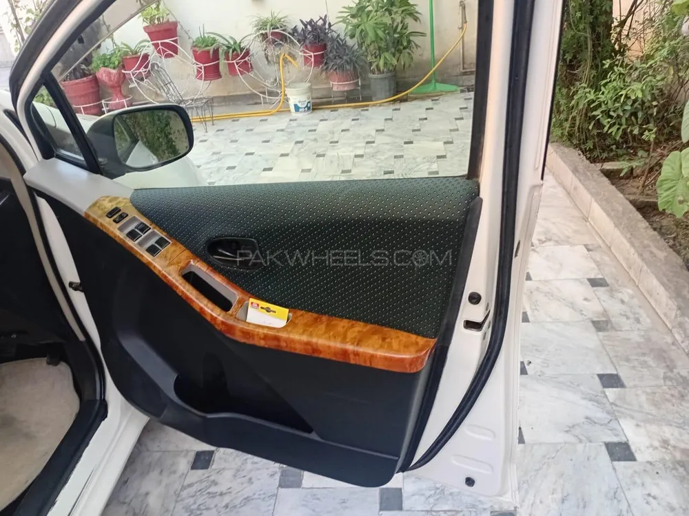 Toyota Vitz 2005 for Sale in Wah cantt Toyota Vitz 2005 for Sale in Wah cantt Image-9