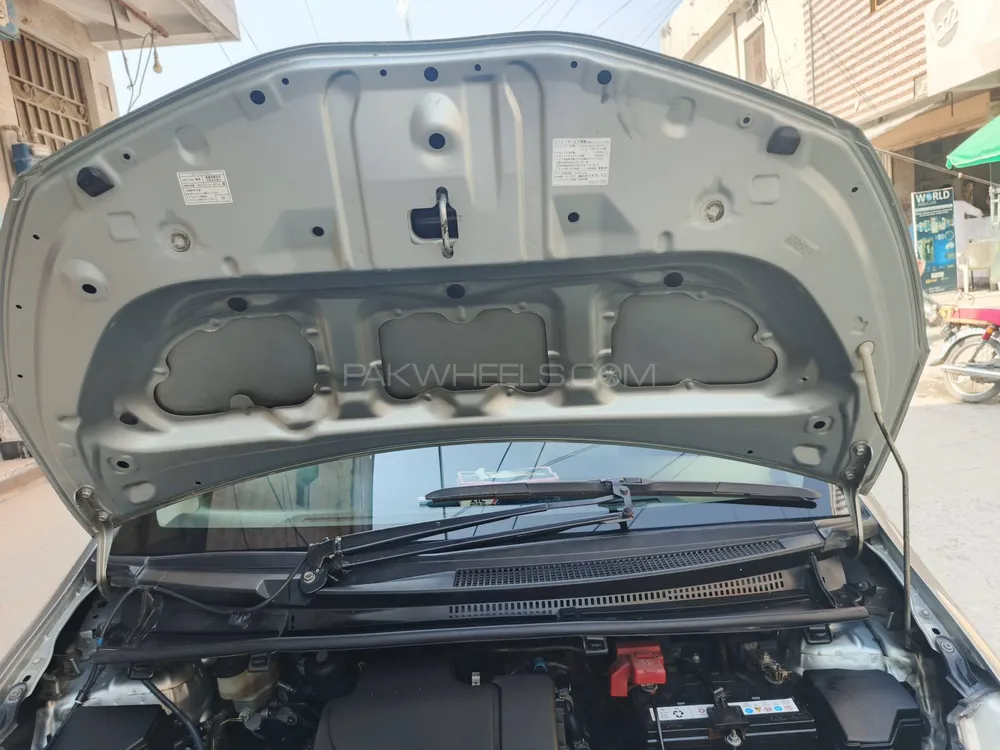 Toyota Vitz 2012 for Sale in Wah cantt Toyota Vitz 2012 for Sale in Wah cantt Image-8