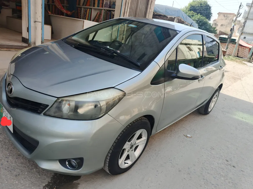Toyota Vitz 2012 for Sale in Wah cantt Toyota Vitz 2012 for Sale in Wah cantt Image-3