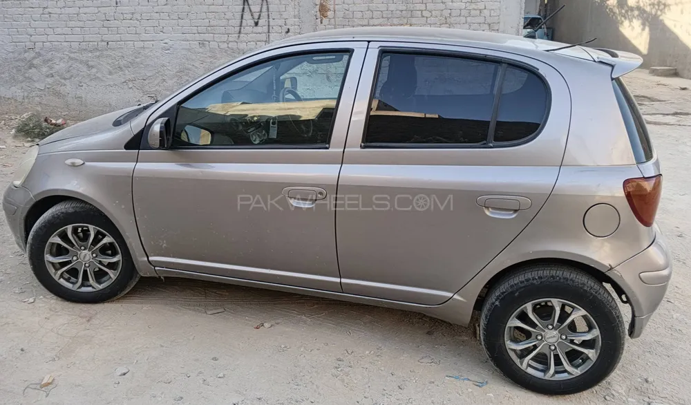Toyota Vitz 2003 for Sale in Quetta Toyota Vitz 2003 for Sale in Quetta Image-5