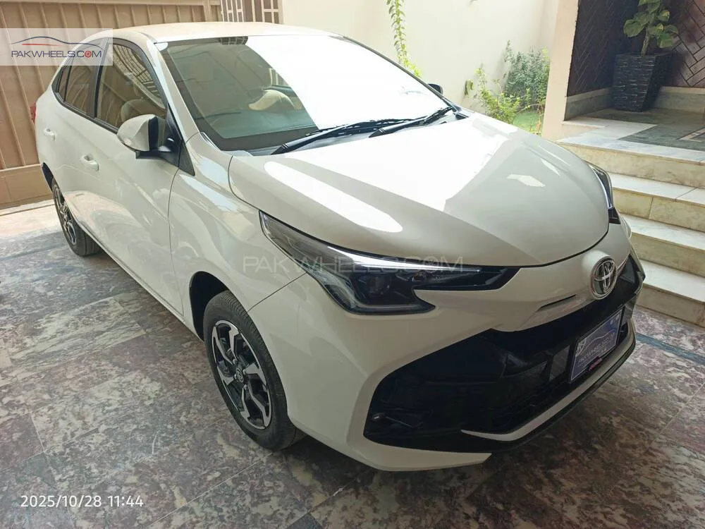 Toyota Yaris Sedan 2024 for Sale in Multan Toyota Yaris Sedan 2024 for Sale in Multan Image-2