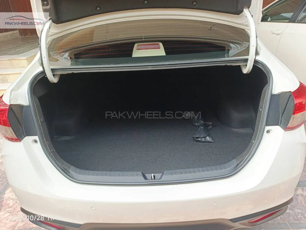 Toyota Yaris Sedan 2024 for Sale in Multan Toyota Yaris Sedan 2024 for Sale in Multan Image-8