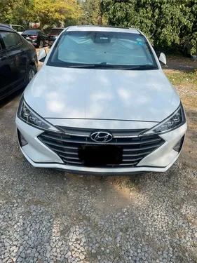 Hyundai Elantra GLS 2021