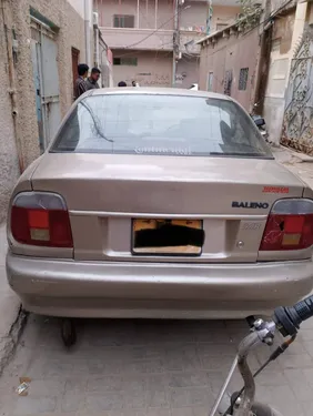 Suzuki Baleno JXR 2004