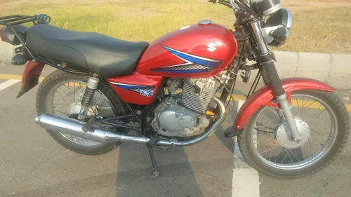 Suzuki GS 150 2018