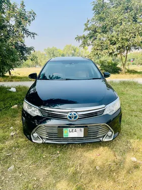 Toyota Camry Hybrid 2012