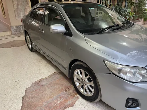 Toyota Corolla Altis SR Cruisetronic 1.6 2013