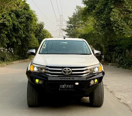 Toyota Hilux Revo V Automatic 2.8 2018