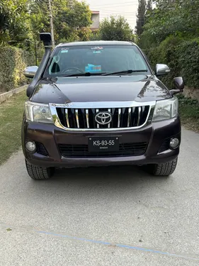 Toyota Hilux Vigo Champ G 2013