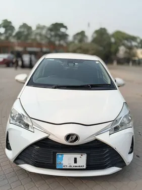 Toyota Vitz F 1.0 2017