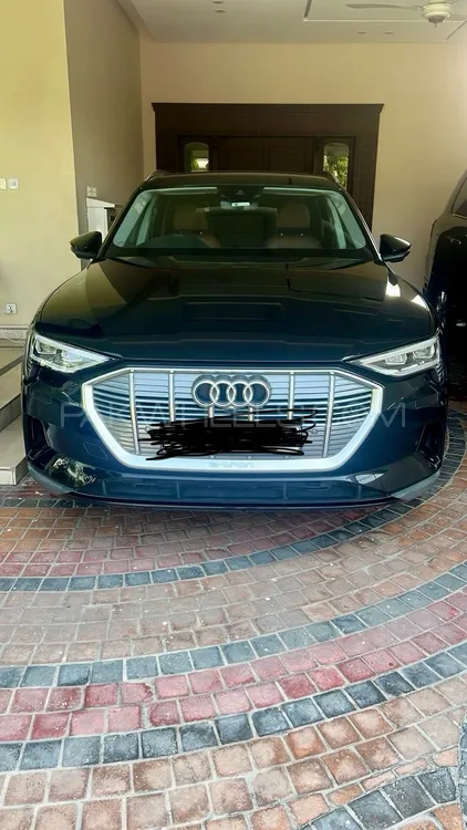 Audi e-tron 2022 for Sale in Lahore Audi e-tron 2022 for Sale in Lahore Image-1