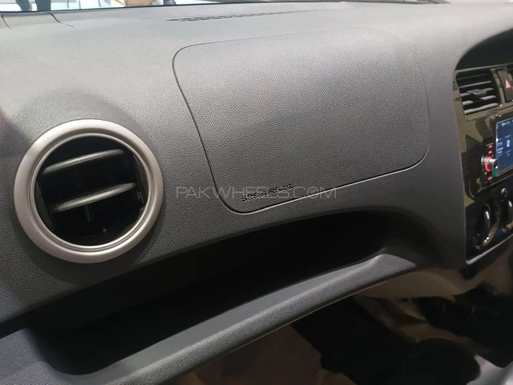 Changan Karvaan 2025 for Sale in Lahore Changan Karvaan 2025 for Sale in Lahore Image-9