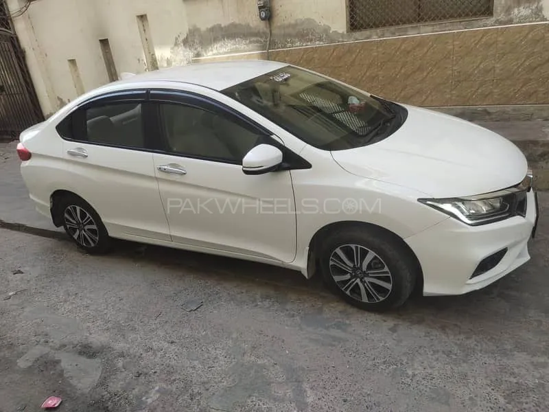 Honda City 2022 for Sale in Faisalabad Image-1