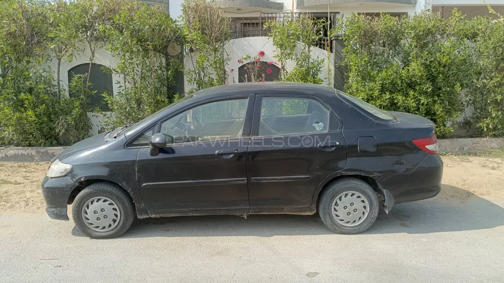Honda City 2004 for Sale in Karachi Honda City 2004 for Sale in Karachi Image-3