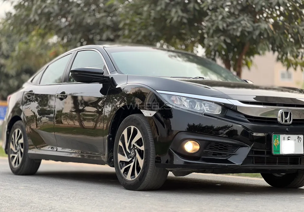 ہونڈا سوک 2018 for Sale in لاہور ہونڈا سوک 2018 for Sale in لاہور Image-4