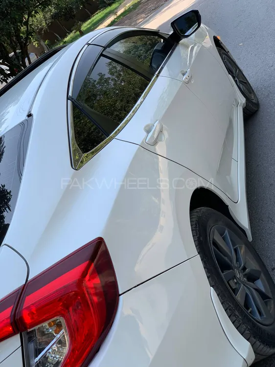 Honda Civic 2021 for Sale in Peshawar Honda Civic 2021 for Sale in Peshawar Image-10