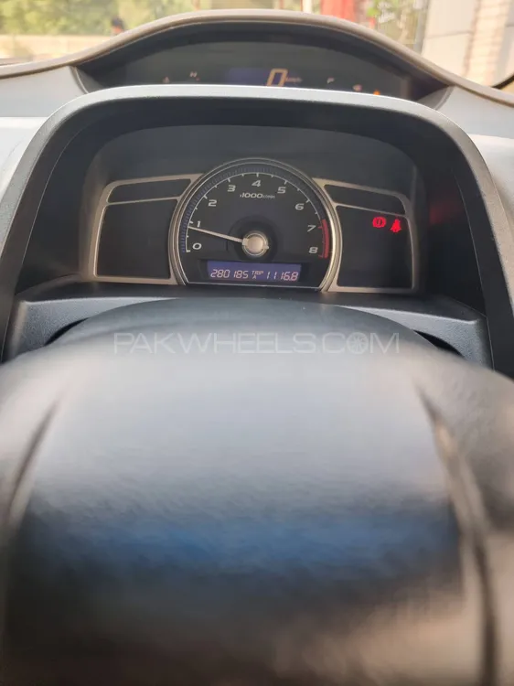 Honda Civic 2011 for Sale in Multan Honda Civic 2011 for Sale in Multan Image-10