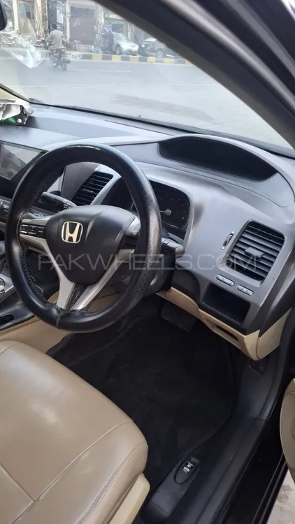 Honda Civic 2010 for Sale in Faisalabad Honda Civic 2010 for Sale in Faisalabad Image-5