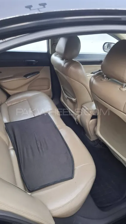 Honda Civic 2010 for Sale in Faisalabad Honda Civic 2010 for Sale in Faisalabad Image-9