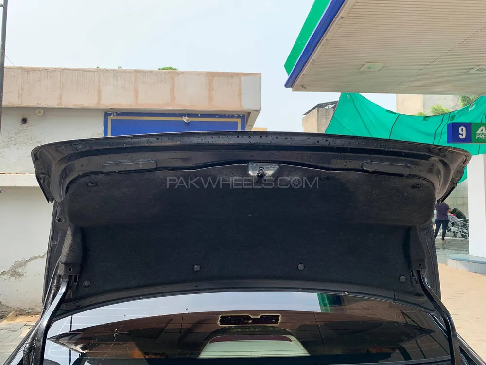 Honda Civic 2011 for Sale in Lahore Honda Civic 2011 for Sale in Lahore Image-5