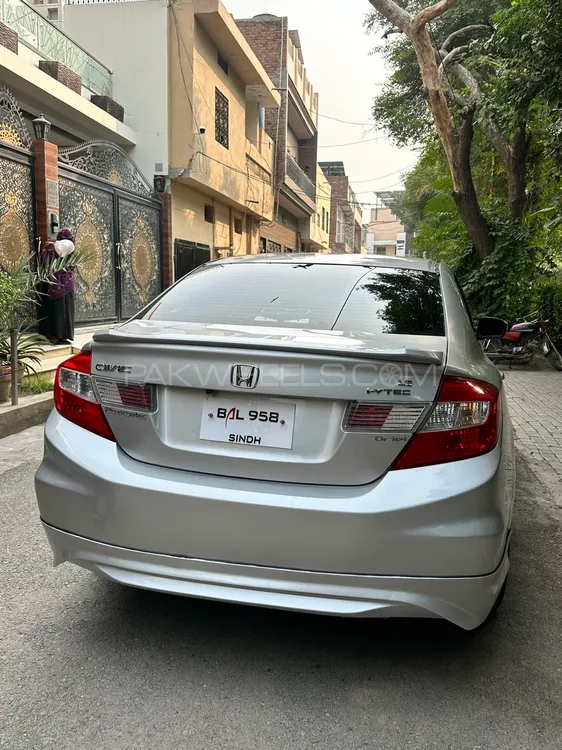 Honda Civic 2013 for Sale in Multan Honda Civic 2013 for Sale in Multan Image-10