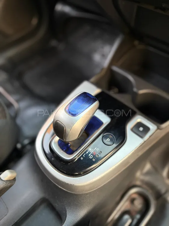 Honda Fit 2014 for Sale in Lahore Honda Fit 2014 for Sale in Lahore Image-14