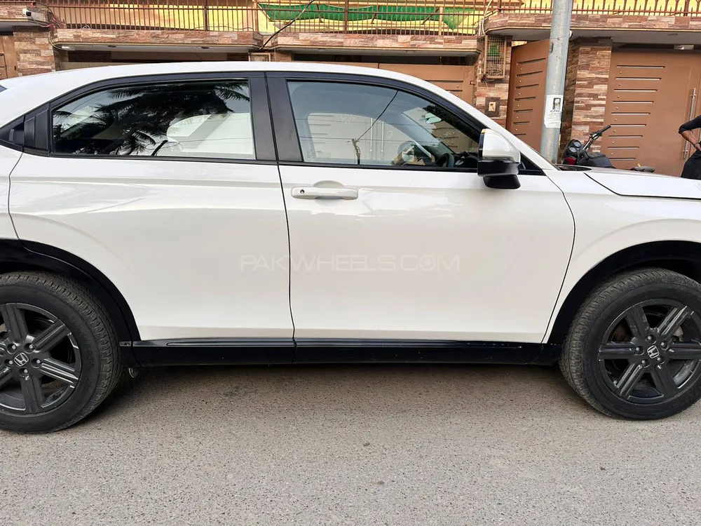 Honda HR-V 2023 for Sale in Karachi Honda HR-V 2023 for Sale in Karachi Image-6