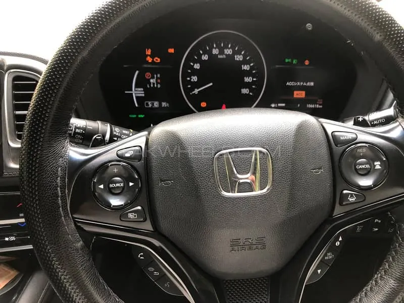 Honda Vezel 2016 for Sale in Gujranwala Honda Vezel 2016 for Sale in Gujranwala Image-6