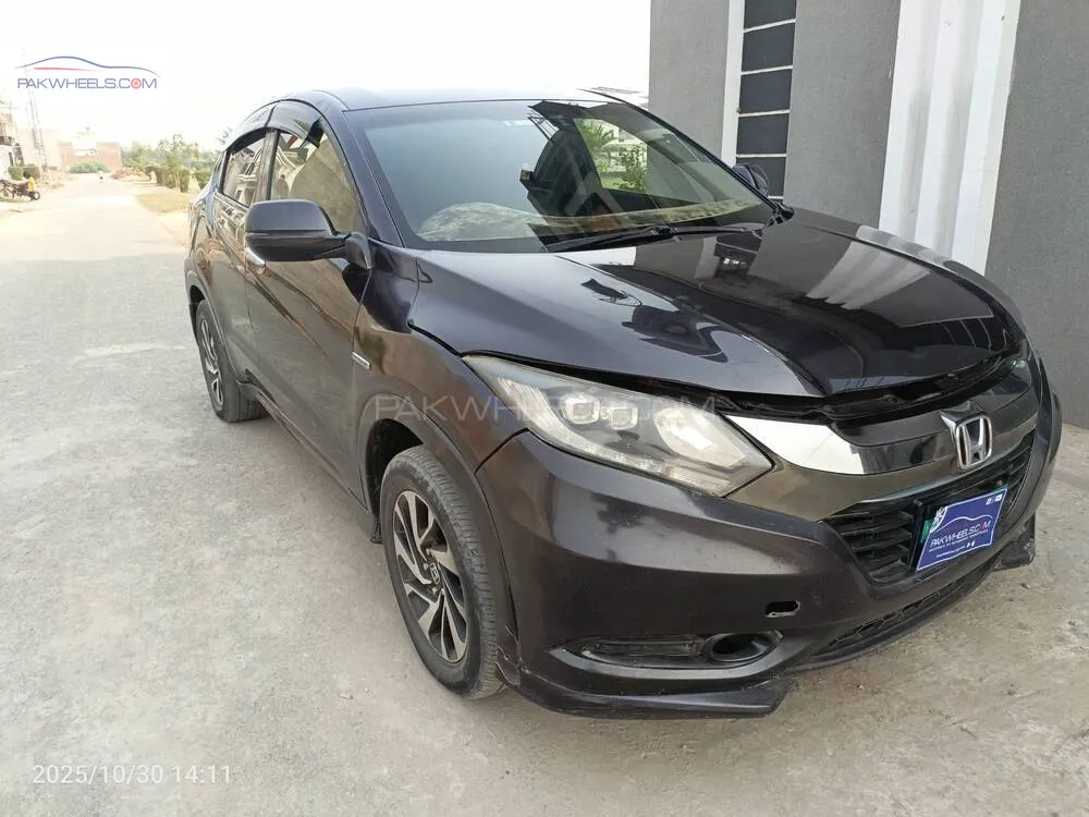 Honda Vezel 2014 for Sale in Multan Honda Vezel 2014 for Sale in Multan Image-2