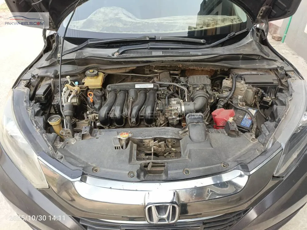 Honda Vezel 2014 for Sale in Multan Honda Vezel 2014 for Sale in Multan Image-8