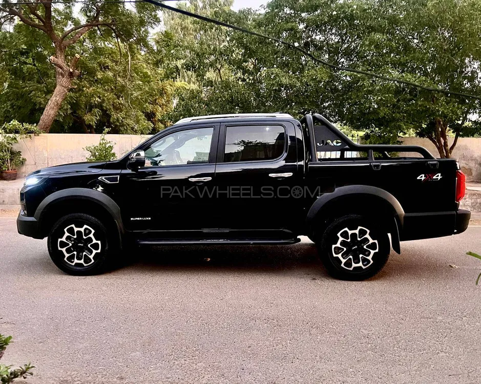 JAC T9 2025 for Sale in Karachi JAC T9 2025 for Sale in Karachi Image-2