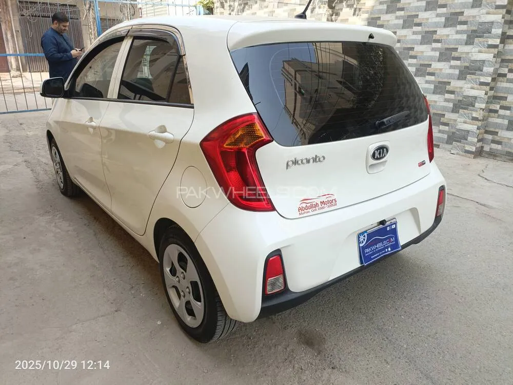 KIA Picanto 2023 for Sale in Multan KIA Picanto 2023 for Sale in Multan Image-5