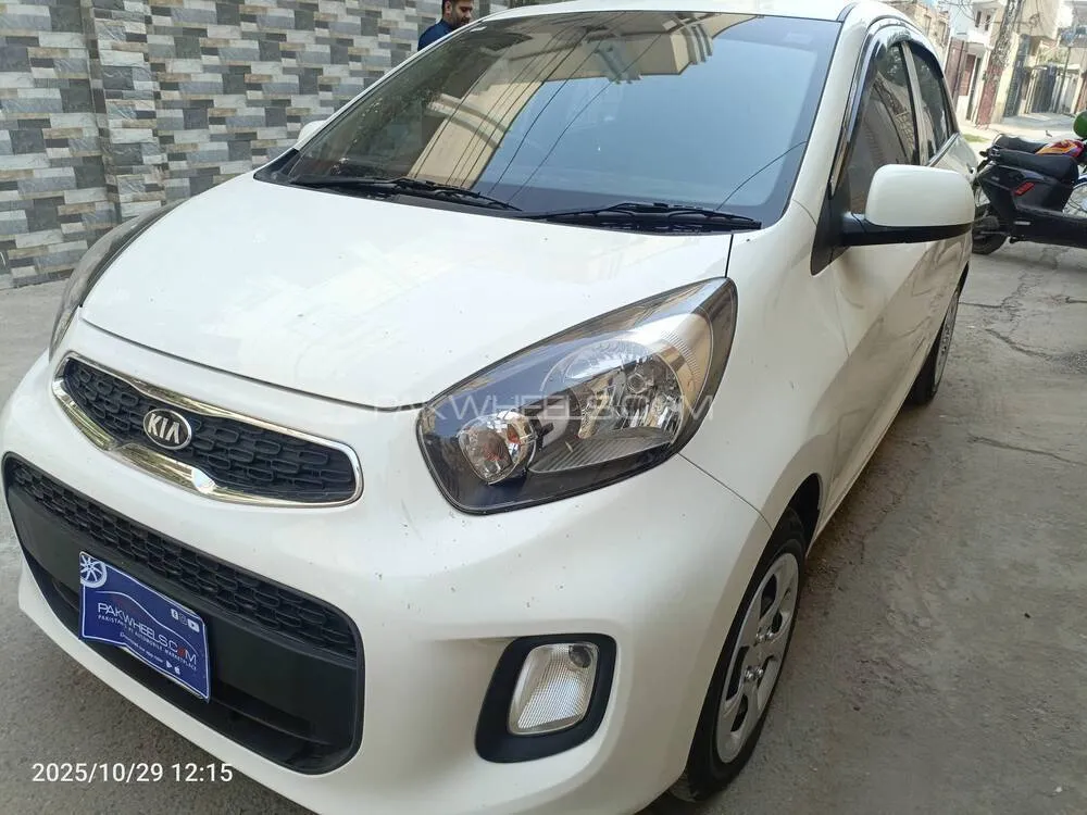 KIA Picanto 2023 for Sale in Multan KIA Picanto 2023 for Sale in Multan Image-3