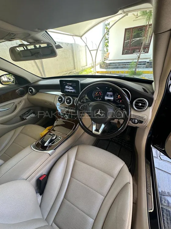 Mercedes Benz C Class 2015 for Sale in Peshawar Mercedes Benz C Class 2015 for Sale in Peshawar Image-4