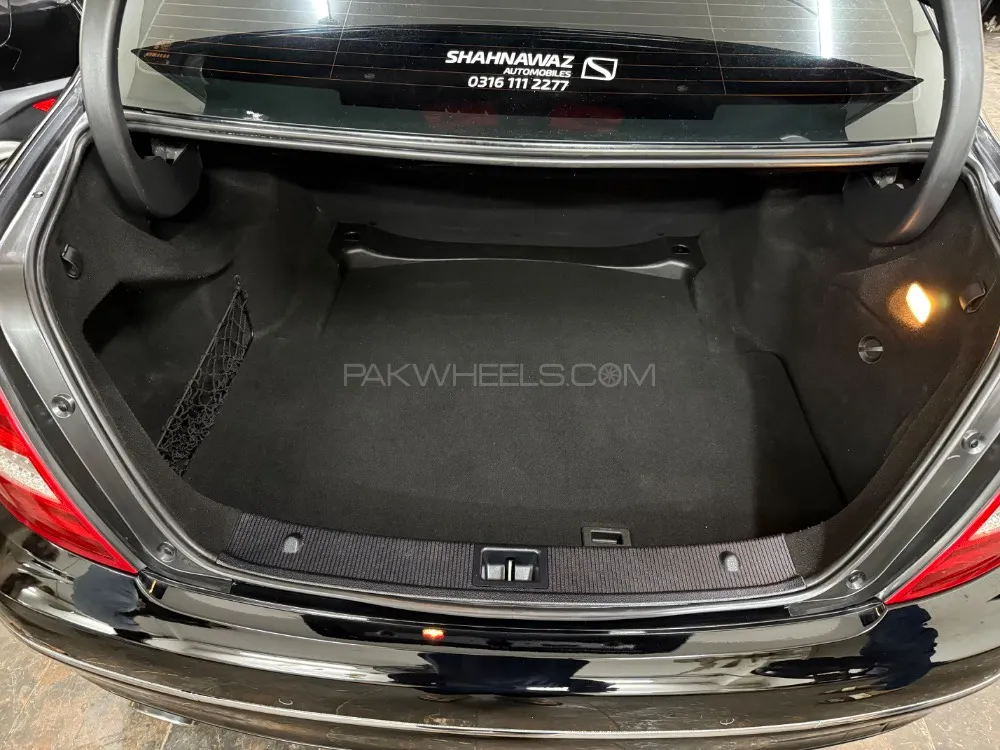 Mercedes Benz C Class 2012 for Sale in Karachi Mercedes Benz C Class 2012 for Sale in Karachi Image-15