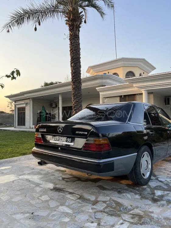 Mercedes Benz E Class 1990 for Sale in Peshawar Mercedes Benz E Class 1990 for Sale in Peshawar Image-10