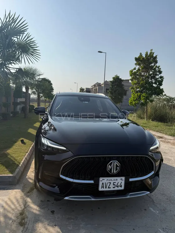 MG HS 2025 for Sale in Sialkot Image-1