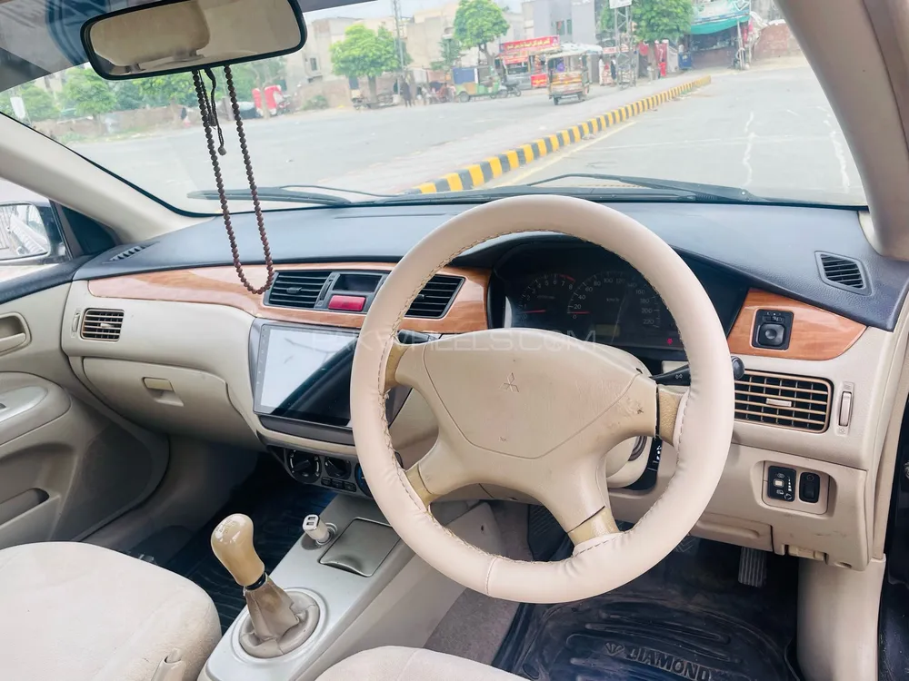 Mitsubishi Lancer 2005 for Sale in Lahore Mitsubishi Lancer 2005 for Sale in Lahore Image-9