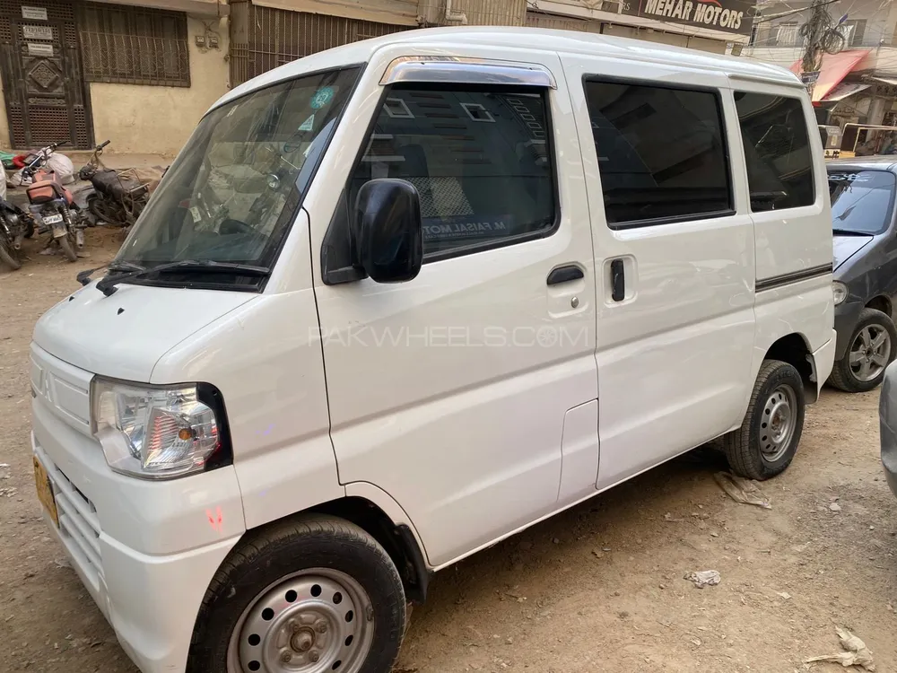 Mitsubishi Minicab 2012 for Sale in Karachi Mitsubishi Minicab 2012 for Sale in Karachi Image-2