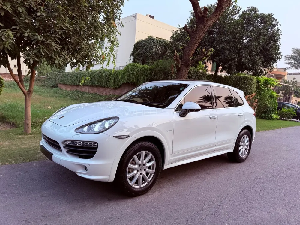 Porsche Cayenne 2013 for Sale in Lahore Porsche Cayenne 2013 for Sale in Lahore Image-3