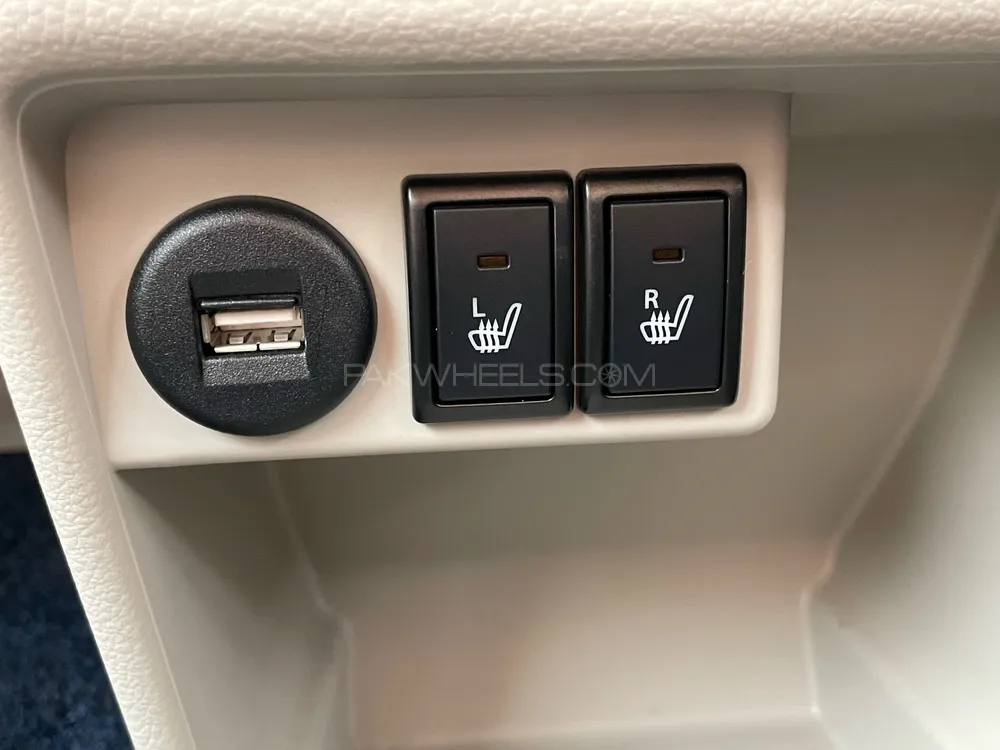 Suzuki Alto Lapin 2022 for Sale in Lahore Suzuki Alto Lapin 2022 for Sale in Lahore Image-11