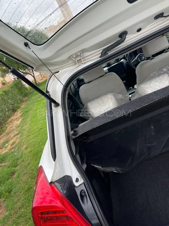 Suzuki Swift 2022 for Sale in Lahore Suzuki Swift 2022 for Sale in Lahore Image-4