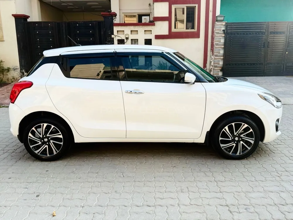 Suzuki Swift 2024 for Sale in Sialkot Suzuki Swift 2024 for Sale in Sialkot Image-7