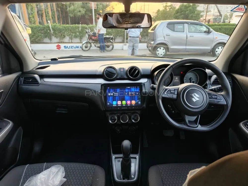 سوزوکی سوئفٹ 2025 for Sale in کراچی سوزوکی سوئفٹ 2025 for Sale in کراچی Image-9