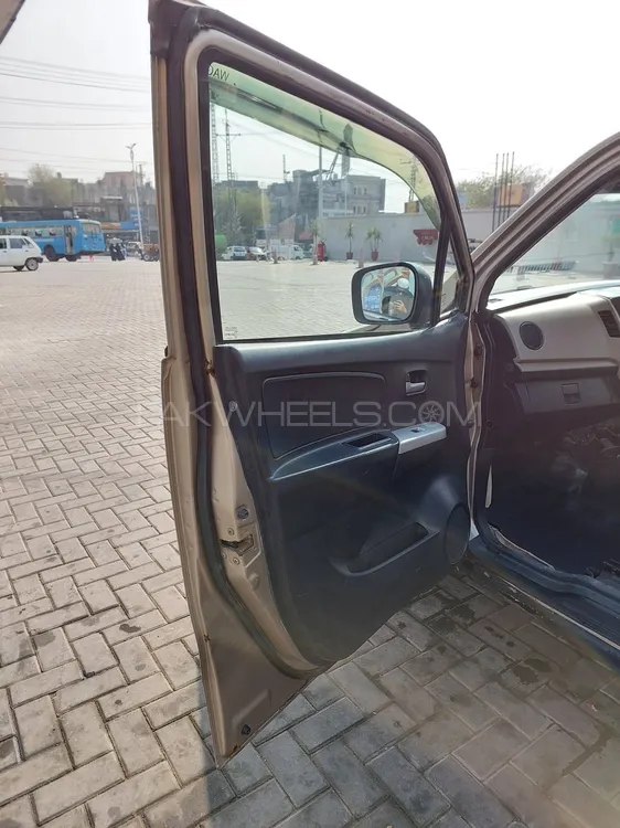 Suzuki Wagon R 2015 for Sale in Islamabad Suzuki Wagon R 2015 for Sale in Islamabad Image-17