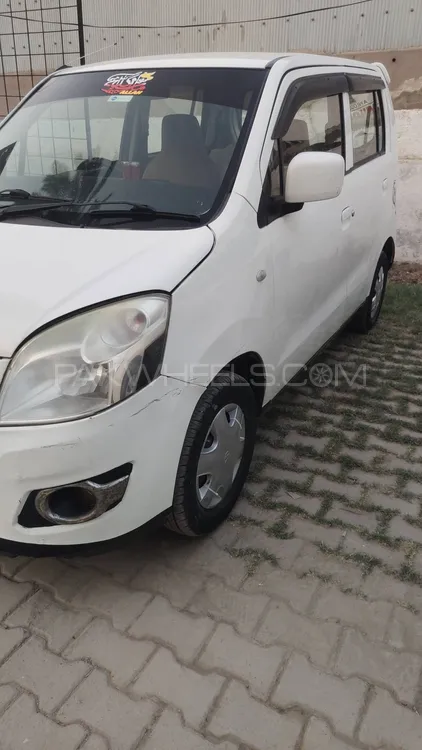Suzuki Wagon R 2017 for Sale in Chakwal Suzuki Wagon R 2017 for Sale in Chakwal Image-2