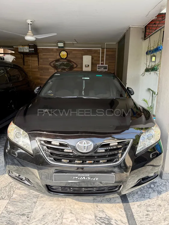 Toyota Camry 2007 for Sale in Lahore Image-1